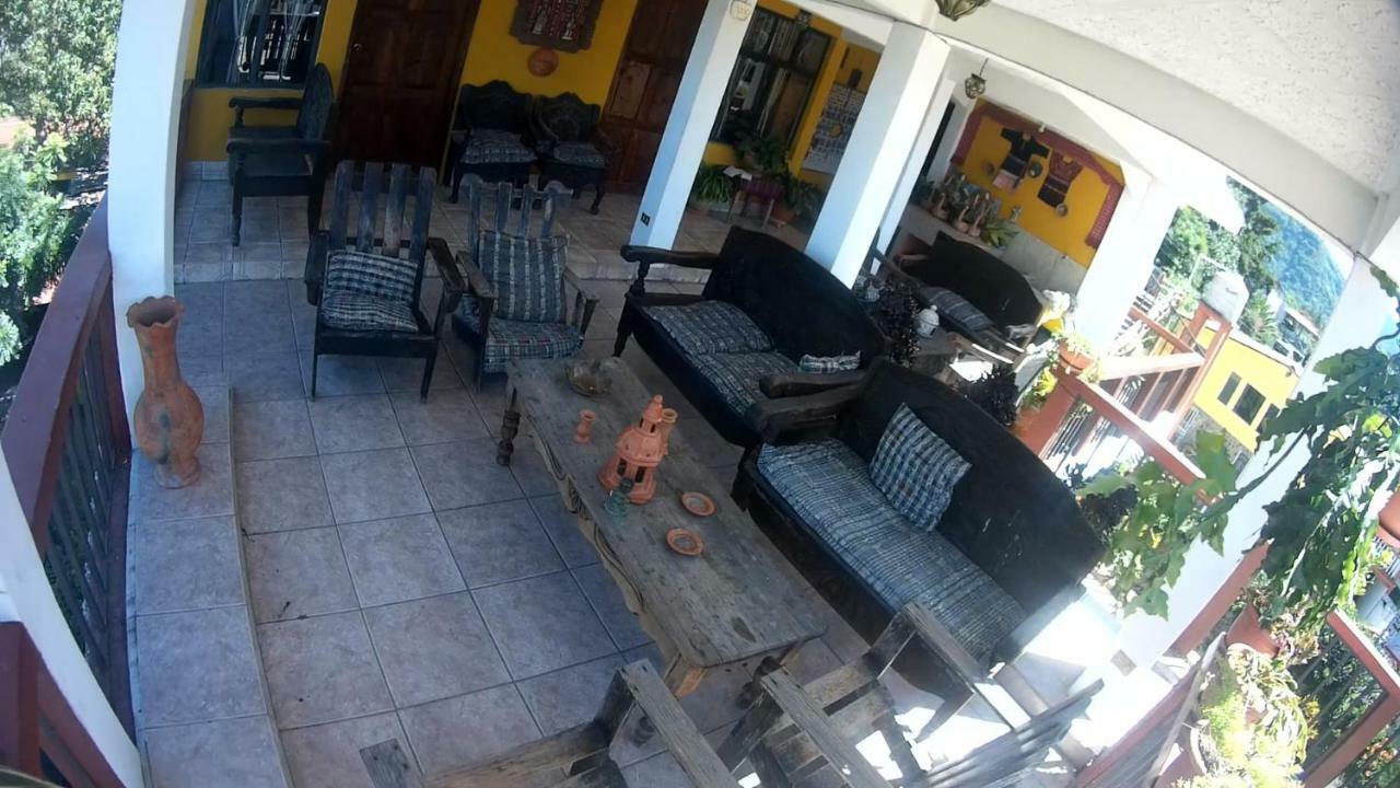 Hotel Sueno Real Panajachel Eksteriør bilde